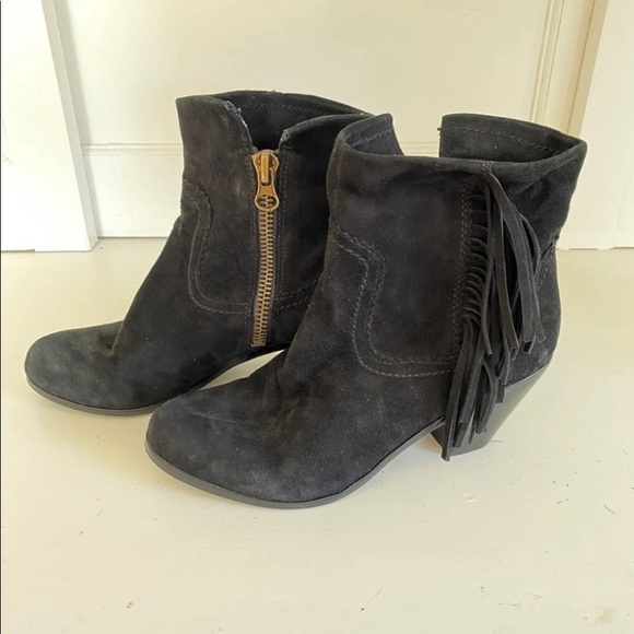 Sam Edelman black fringe zip up ankle boots size 8 - Picture 2 of 10